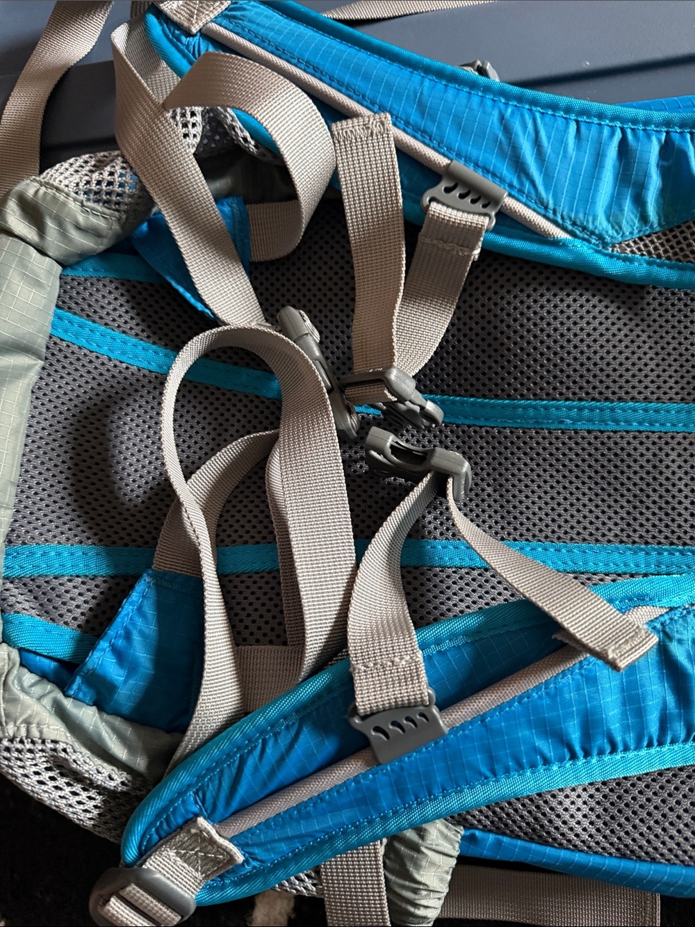 L.L. Bean  Blue Daypack Jacket-Style Backpack - Picture 6 of 12